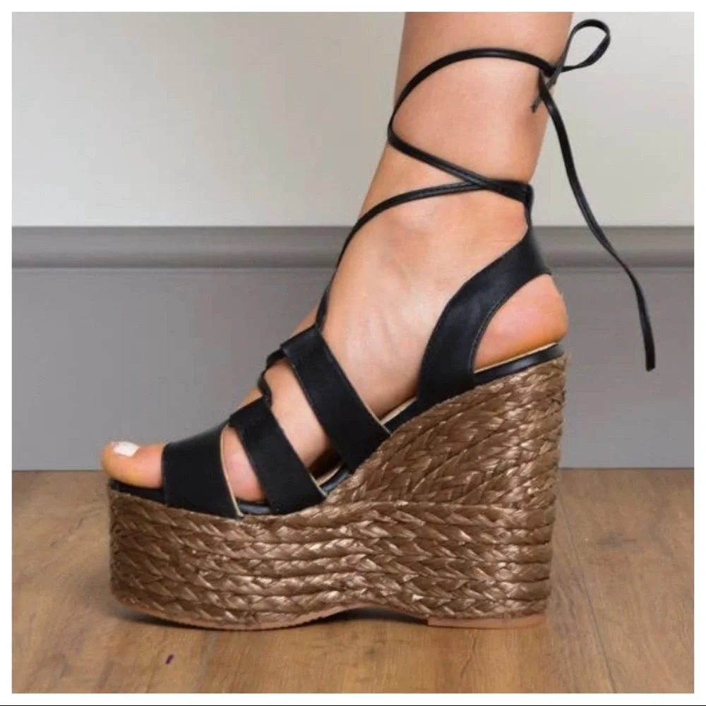 ✨ONE DAY SALE✨Lily Chunky Lace up Strap black Fabulous Heels Platform - Picture 2 of 3